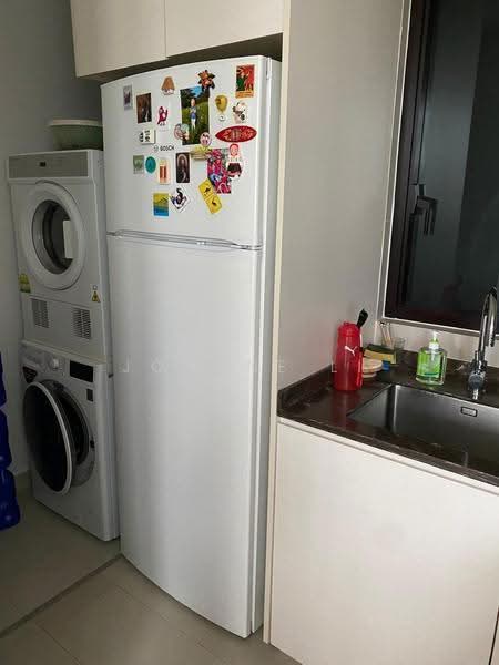 The Crest, 103 Prince Charles Crescent, Alexandra / Commonwealth, 3 Bedrooms, 1,389 sqft, Condominium For Sale, by Joanne Li, 24507678 - PropertyGuru.com.sg