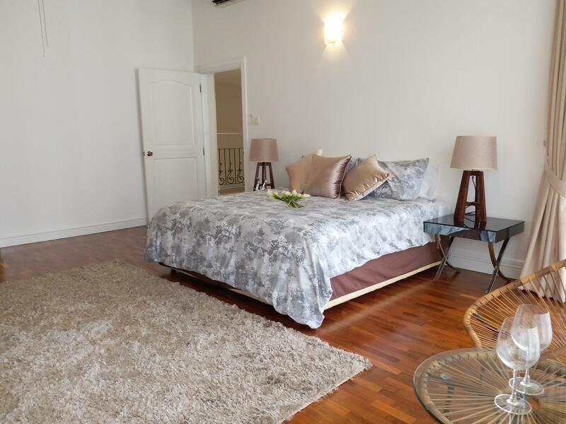 Leonie Condotel, 2 Leonie Hill Road, 4 Bedrooms, 2,568 sqft, Condominium For Rent, by Eric Gan, 24510787 - PropertyGuru.com.sg