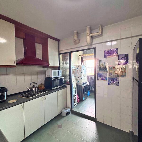 For Sale - 578 Hougang Avenue 4