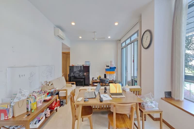 Carabelle, 51 West Coast Way, 3 Bedrooms, 1,292 sqft, Condominium For Rent, by Kas Chen, 24512465 - PropertyGuru.com.sg