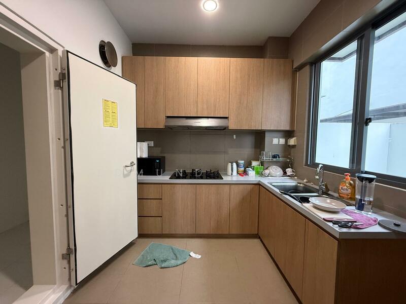 DISTRICT 26 | SPRINGLEAF GARDEN ESTATE | FREEHOLD 3 Storey Back To Back Semi Detached, Springleaf, 5 Bedrooms, 4,664 sqft, Semi-Detached House For Sale, by Edmund Yong, 24512705 - PropertyGuru.com.sg