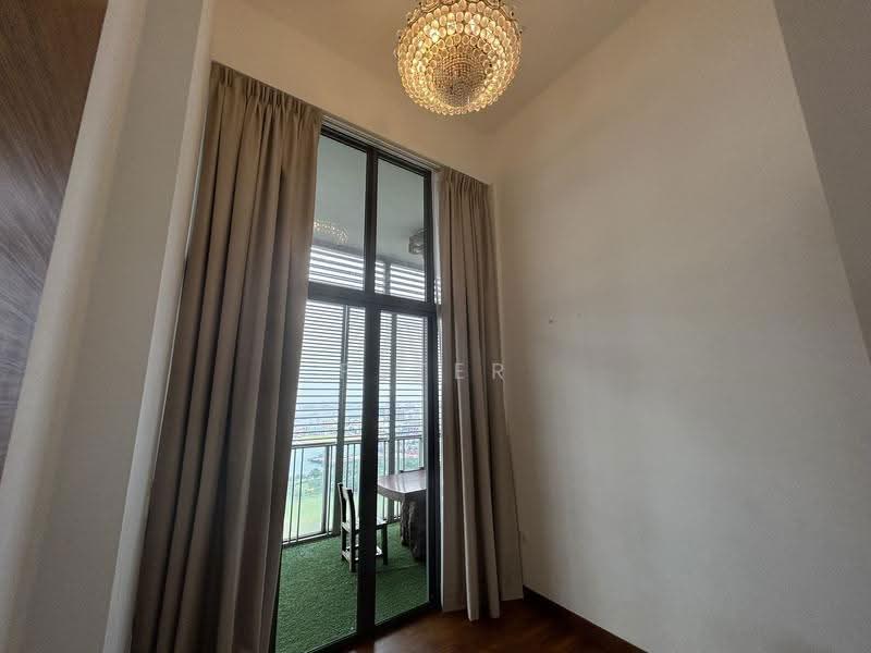 Seahill, 99 West Coast Crescent, Buona Vista / West Coast / Clementi New Town, 3 Bedrooms, 1,302 sqft, Condominium For Sale, by Peter Jiang 姜泽良, 24513390 - Balcony - PropertyGuru.com.sg