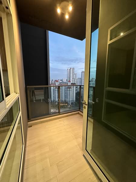 Principal Garden, 99 Prince Charles Crescent, 2 Bedrooms, 861 sqft, Condominium For Sale, by Lindy Lee, 24513836 - PropertyGuru.com.sg