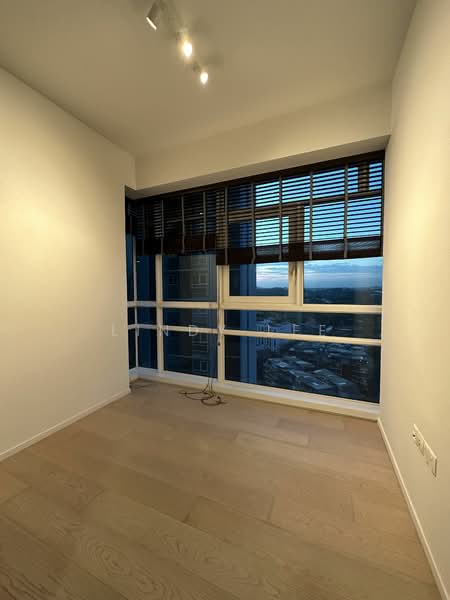 Principal Garden, 99 Prince Charles Crescent, 2 Bedrooms, 861 sqft, Condominium For Sale, by Lindy Lee, 24513836 - PropertyGuru.com.sg