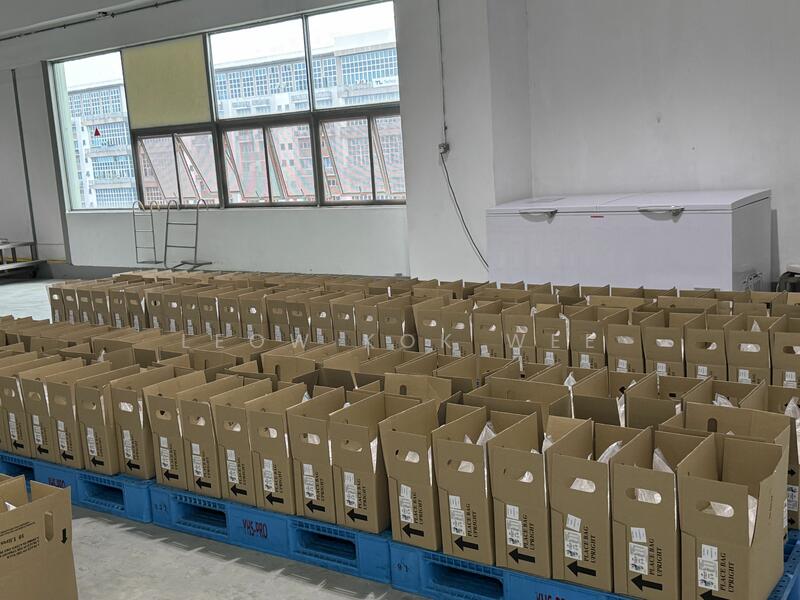 SFA approve food production / 18m warehouse food zone warehouse with racking @ Senoko / woodland, Senoko, 10,000 sqft, Warehouse For Rent, by Leow Kok Wee, 24514508 - CommercialGuru.com.sg