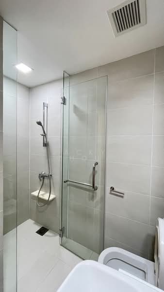 The Lakefront Residences, 46 Lakeside Drive, 3 Bedrooms, 1,001 sqft, Condominium For Rent, by Jacky Zhou, 24515763 - PropertyGuru.com.sg