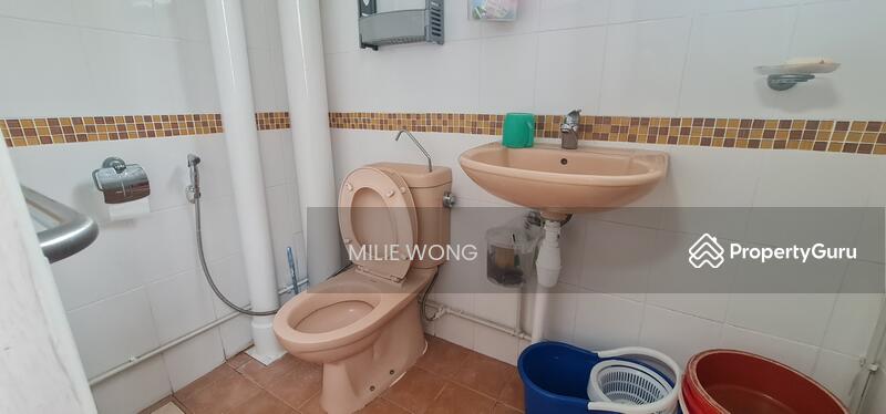 Common Toilet
