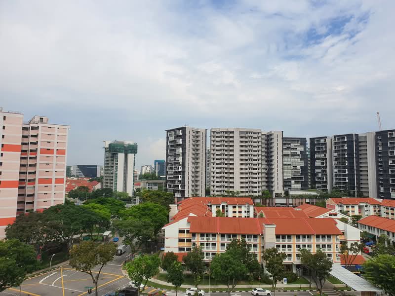 142 Potong Pasir Avenue 3, 142 Potong Pasir Avenue 3, 3 Bedrooms, 1,200 sqft, HDB Flat For Rent, by Couryn Ho, 24516329 - Unblock view - PropertyGuru.com.sg