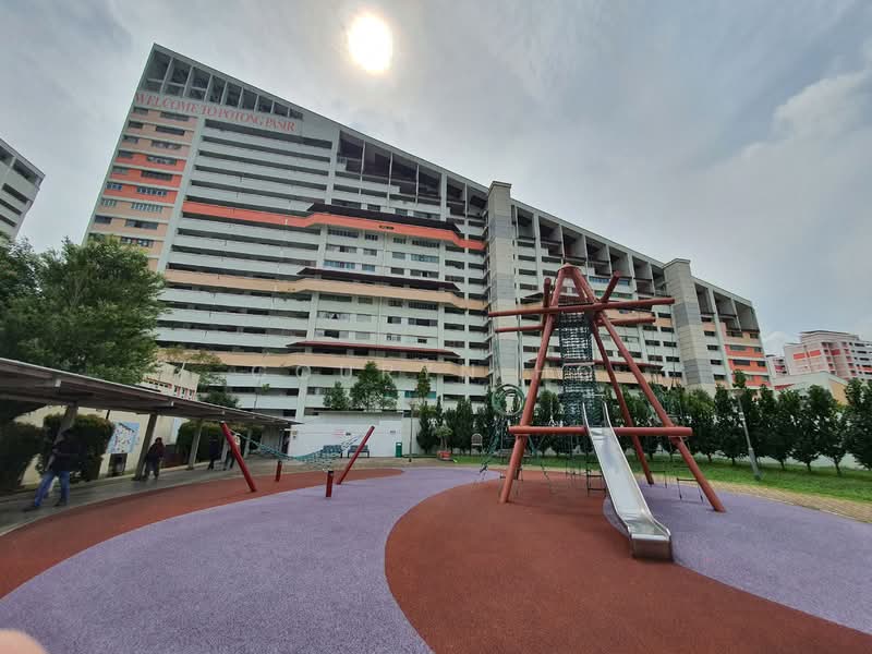 142 Potong Pasir Avenue 3, 142 Potong Pasir Avenue 3, 3 Bedrooms, 1,200 sqft, HDB Flat For Rent, by Couryn Ho, 24516329 - PropertyGuru.com.sg