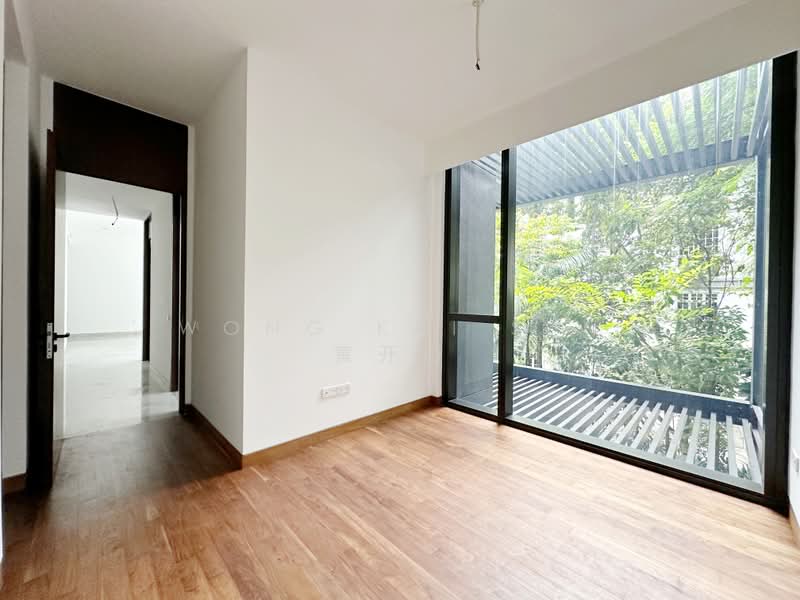 Jervois Prive, 100A Jervois Road, 3 Bedrooms, 1,389 sqft, Condominium For Rent, by Wong Kai Sun 黄开山, 24517338 - Master Bedroom - PropertyGuru.com.sg