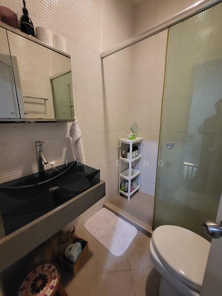 Common bathroom