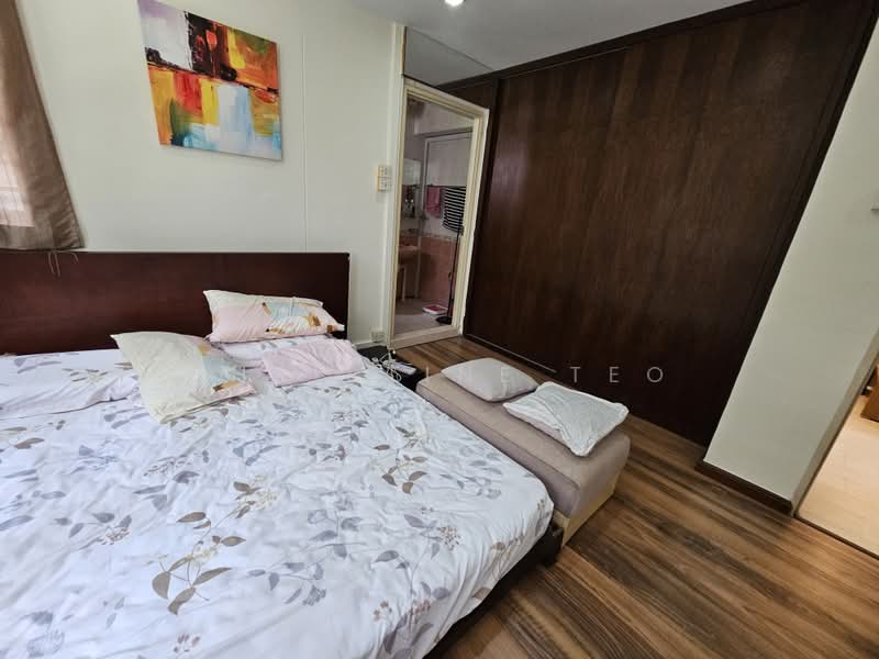 55 Strathmore Avenue, 55 Strathmore Avenue, 3 Bedrooms, 1,119 sqft, HDB Flat For Rent, by Christine Teo, 24517726 - PropertyGuru.com.sg