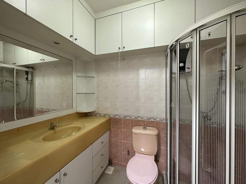 56 Strathmore Avenue, 56 Strathmore Avenue, Alexandra / Commonwealth, 3 Bedrooms, 1,184 sqft, HDB Flat For Rent, by Eirene Phua, 24517855 - PropertyGuru.com.sg