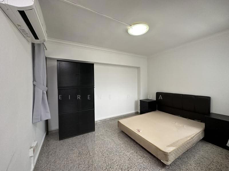 56 Strathmore Avenue, 56 Strathmore Avenue, Alexandra / Commonwealth, 3 Bedrooms, 1,184 sqft, HDB Flat For Rent, by Eirene Phua, 24517855 - PropertyGuru.com.sg