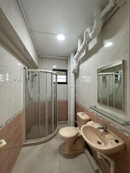 56 Strathmore Avenue, 56 Strathmore Avenue, Alexandra / Commonwealth, 3 Bedrooms, 1,184 sqft, HDB Flat For Rent, by Eirene Phua, 24517855 - PropertyGuru.com.sg