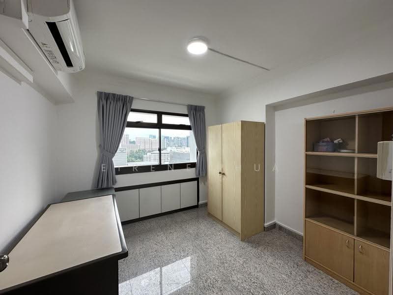 56 Strathmore Avenue, 56 Strathmore Avenue, Alexandra / Commonwealth, 3 Bedrooms, 1,184 sqft, HDB Flat For Rent, by Eirene Phua, 24517855 - PropertyGuru.com.sg