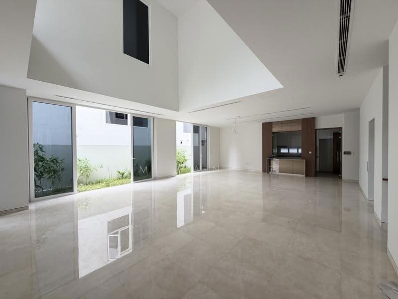 Brand New & Luxury Bungalow/Lift& Pool/8 bedrooms all ensuite,park 5 cars inside/Serangoon MRT & Nex, Short cut to Serangoon MRT/Nex-call 8130 3636 view, Hougang / Punggol / Sengkang, 8 Bedrooms, 11,465 sqft, Bungalow House For Sale, by Kim Yan 金燕, 24518218 - Living Room - PropertyGuru.com.sg