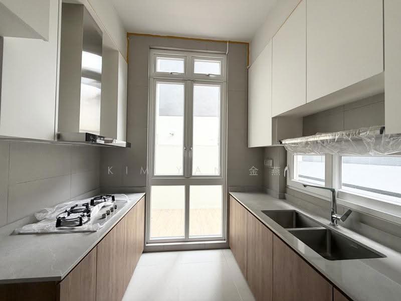 Brand New & Luxury Bungalow/Lift& Pool/8 bedrooms all ensuite,park 5 cars inside/Serangoon MRT & Nex, Short cut to Serangoon MRT/Nex-call 8130 3636 view, Hougang / Punggol / Sengkang, 8 Bedrooms, 11,465 sqft, Bungalow House For Sale, by Kim Yan 金燕, 24518218 - Kitchen - PropertyGuru.com.sg