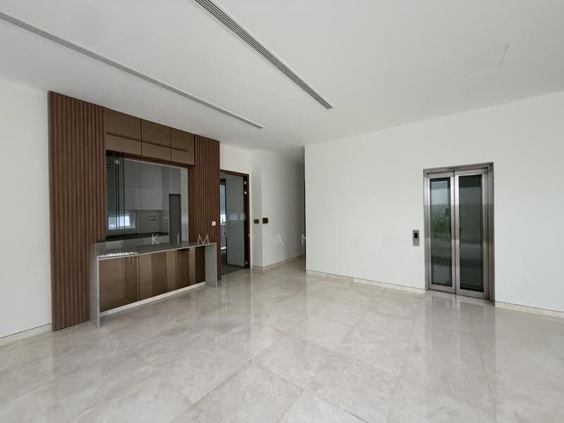 Brand New & Luxury Bungalow/Lift& Pool/8 bedrooms all ensuite,park 5 cars inside/Serangoon MRT & Nex, Short cut to Serangoon MRT/Nex-call 8130 3636 view, Hougang / Punggol / Sengkang, 8 Bedrooms, 11,465 sqft, Bungalow House For Sale, by Kim Yan 金燕, 24518218 - PropertyGuru.com.sg