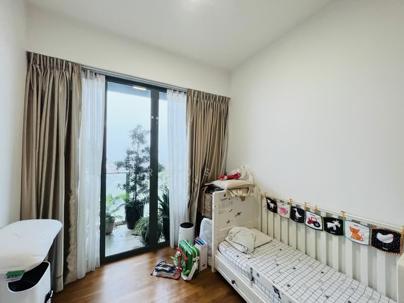 For Rent - Thomson Three