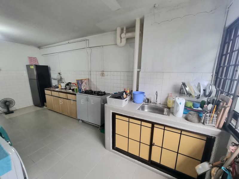 462 Ang Mo Kio Avenue 10, 462 Ang Mo Kio Avenue 10, Ang Mo Kio / Bishan / Thomson, 4 Bedrooms, 1,754 sqft, HDB Flat For Sale, by Stella Choo, 24519321 - Unit 1 - Kitchen - PropertyGuru.com.sg