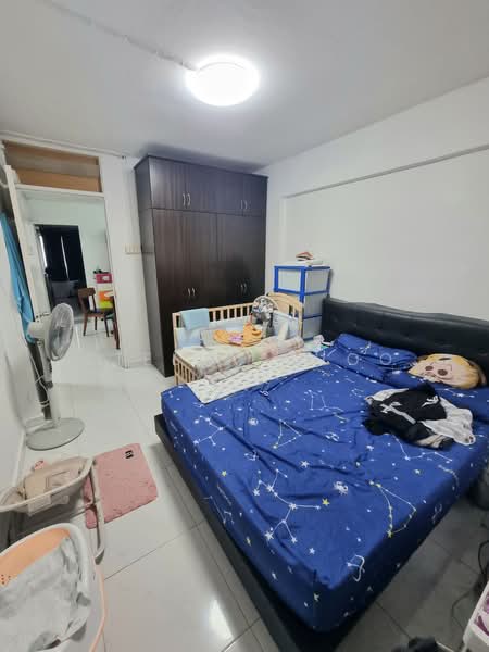 462 Ang Mo Kio Avenue 10, 462 Ang Mo Kio Avenue 10, Ang Mo Kio / Bishan / Thomson, 4 Bedrooms, 1,754 sqft, HDB Flat For Sale, by Stella Choo, 24519321 - Unit 2 - Master bedroom - PropertyGuru.com.sg