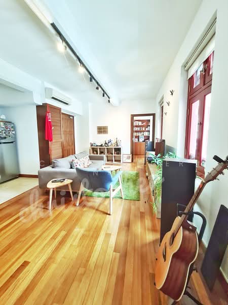 AWARD HERITAGE CONSERVATION SHOPHOUSE - LOTSA CHARM, MRT, Chinatown MRT, Telok Ayer MRT, Mosque St, 2 Bedrooms, 1,120 sqft, Shophouse For Rent, by Christopher Ngo, 24521271 - PropertyGuru.com.sg