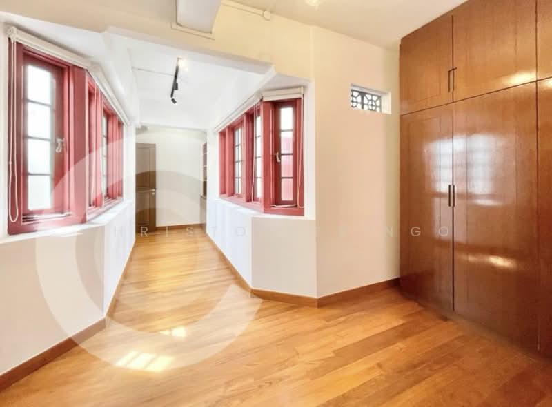 AWARD HERITAGE CONSERVATION SHOPHOUSE - LOTSA CHARM, MRT, Chinatown MRT, Telok Ayer MRT, Mosque St, 2 Bedrooms, 1,120 sqft, Shophouse For Rent, by Christopher Ngo, 24521271 - PropertyGuru.com.sg