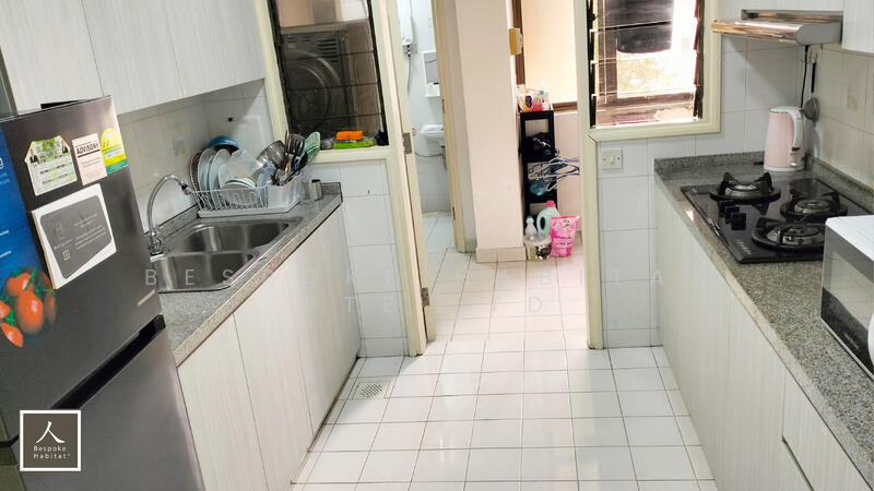 05-03 KITCHEN