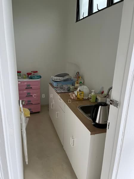 213 Henderson Road, , 2,150 sqft, Light Industrial (B1) For Rent, by LAW YONG LUO (WALLACE), 24522097 - CommercialGuru.com.sg