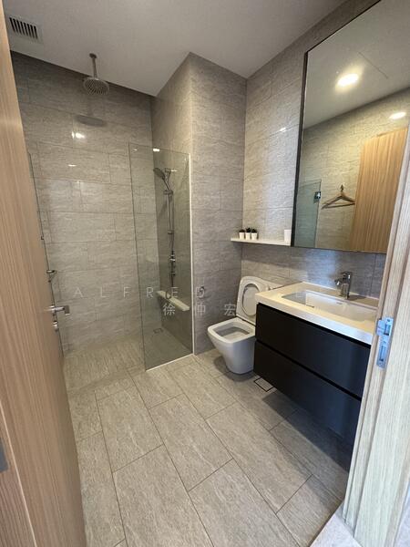 Thoroughly Cleaned Bathroom
