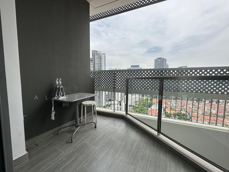 Cosy Chill Corner with Mesmerizing City View