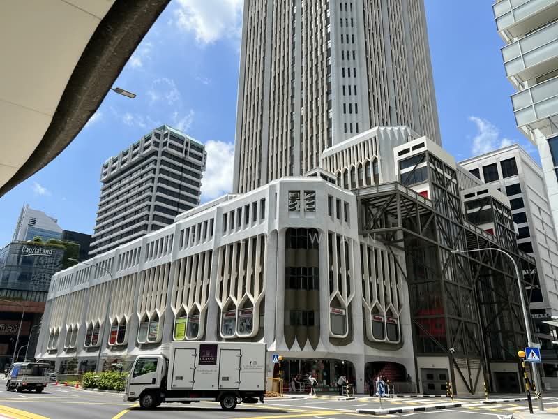 Peninsula Plaza, 111 North Bridge Road, 721 sqft, Mall Shop For Sale, by Peter Wan, 24523100 - CommercialGuru.com.sg