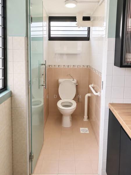 18 Eunos Crescent, 18 Eunos Crescent, Eunos / Geylang / Paya Lebar, Room Rental, 150 sqft, HDB Flat For Rent, by Edwin Hoe, 24524225 - Bathroom - PropertyGuru.com.sg