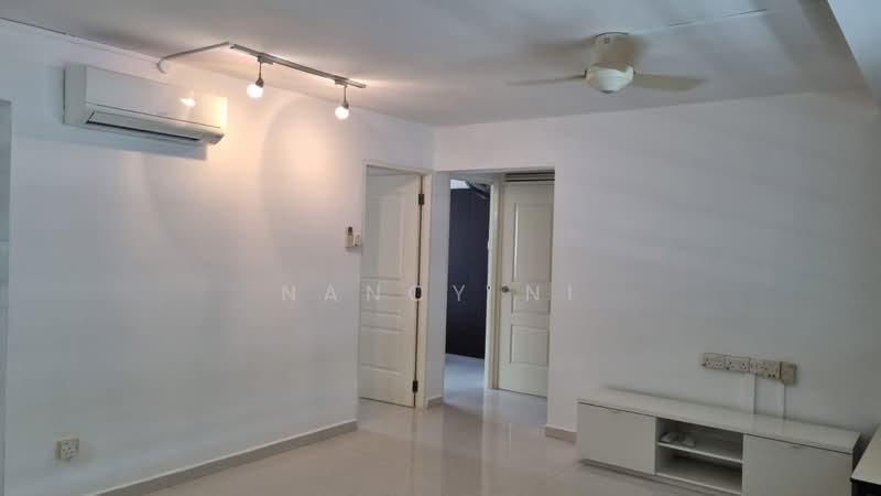218 Serangoon Avenue 4, 218 Serangoon Avenue 4, 3 Bedrooms, 1,004 sqft, HDB Flat For Rent, by Nancy Ni, 24525217 - PropertyGuru.com.sg