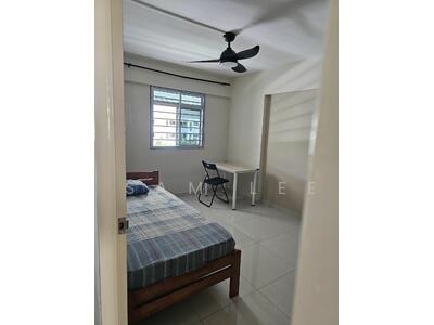 For Rent - 217 Tampines Street 23