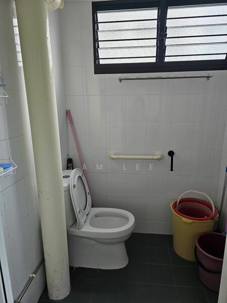 For Rent - 217 Tampines Street 23