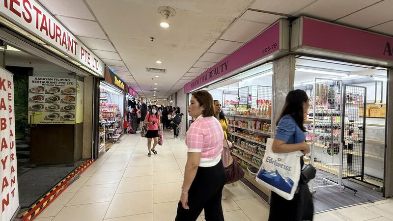 Lucky Plaza, 304 Orchard Road, 376 sqft, Mall Shop For Sale, by Alvin Chua, 24525888 - CommercialGuru.com.sg