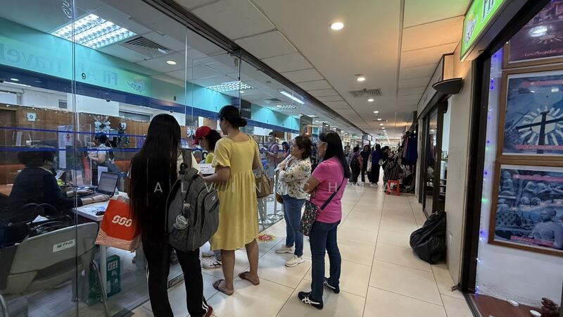 Lucky Plaza, 304 Orchard Road, 376 sqft, Mall Shop For Sale, by Alvin Chua, 24525888 - CommercialGuru.com.sg