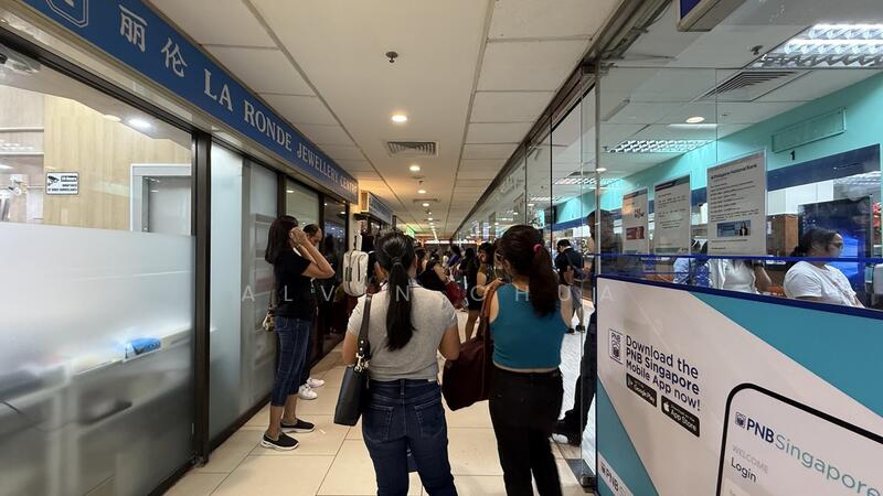 Lucky Plaza, 304 Orchard Road, 376 sqft, Mall Shop For Sale, by Alvin Chua, 24525888 - CommercialGuru.com.sg