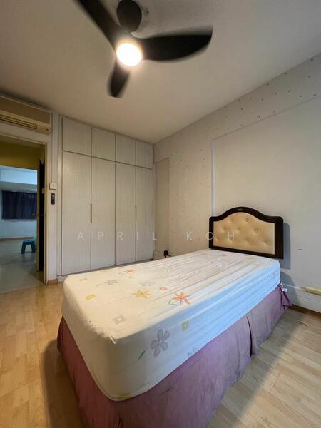 430 Clementi Avenue 3, 430 Clementi Avenue 3, 2 Bedrooms, 882 sqft, HDB Flat For Rent, by April Koh, 24526415 - PropertyGuru.com.sg