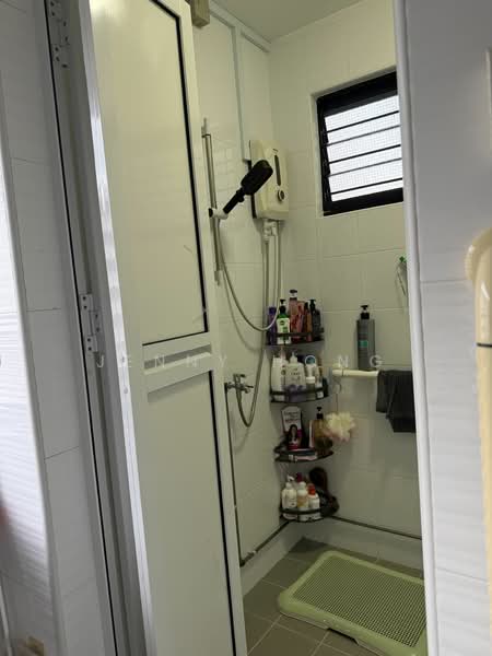 347 Ubi Avenue 1, 347 Ubi Avenue 1, Room Rental, 90 sqft, HDB Flat For Rent, by Jenny Hong, 24526621 - PropertyGuru.com.sg