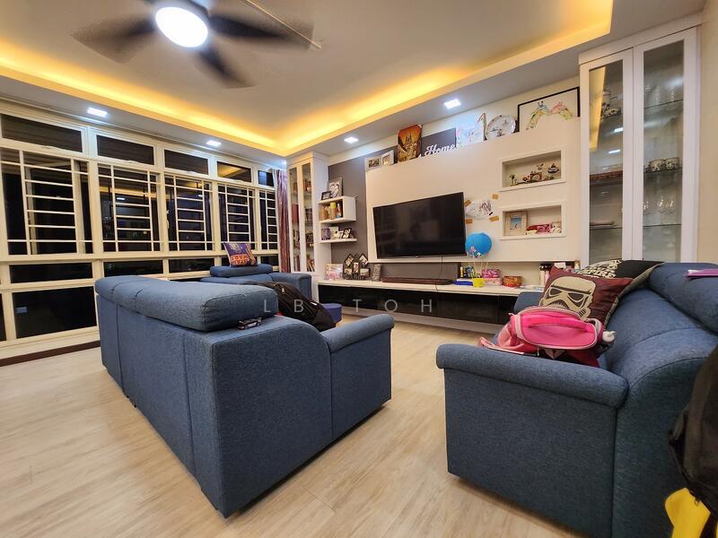 For Rent - 267A Compassvale Link