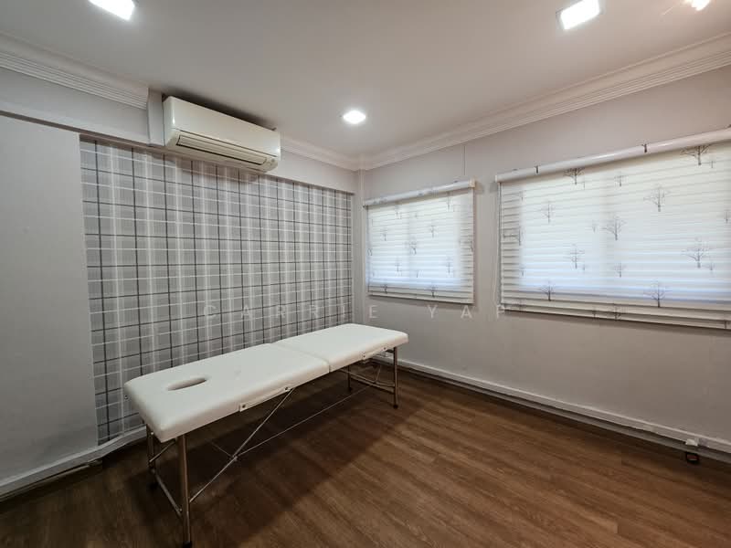 350 Jurong East Avenue 1, 350 Jurong East Avenue 1, 850 sqft, Shop / Shophouse For Rent, by Carrie Yap, 24528050 - CommercialGuru.com.sg