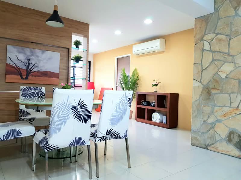 739 Pasir Ris Drive 10, 739 Pasir Ris Drive 10, 2 Bedrooms, 1,367 sqft, HDB Flat For Sale, by Kelvin Sai, 24528999 - PropertyGuru.com.sg
