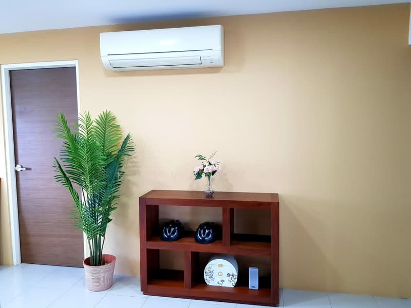 739 Pasir Ris Drive 10, 739 Pasir Ris Drive 10, 2 Bedrooms, 1,367 sqft, HDB Flat For Sale, by Kelvin Sai, 24528999 - PropertyGuru.com.sg