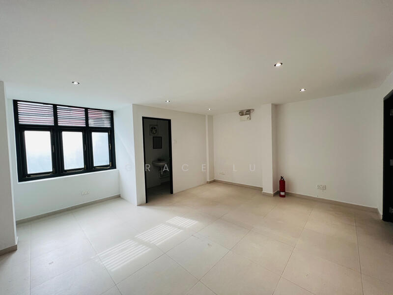 Boat Quay, Boat Quay, Boat Quay / Raffles Place / Marina, 3,770 sqft, Shop / Shophouse For Sale, by Grace Lu, 24529261 - CommercialGuru.com.sg