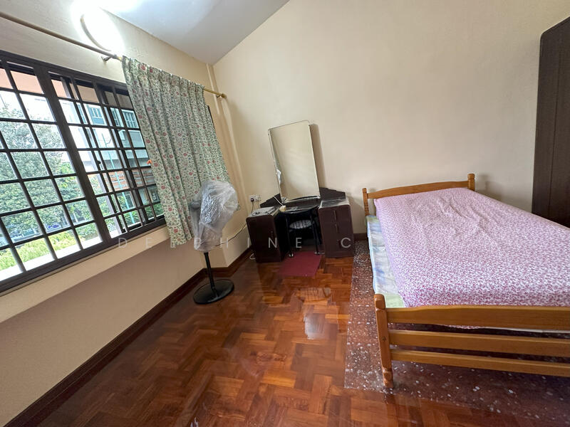 West Coast Drive, , Room Rental, 150 sqft, Terraced House For Rent, by Delphine Chan, 24529280 - PropertyGuru.com.sg