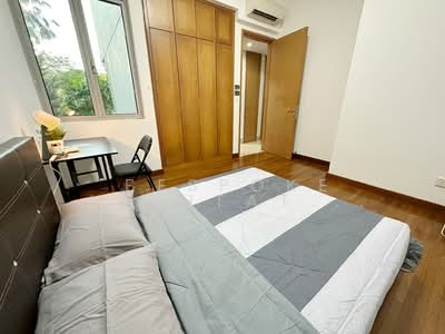 For Rent - The Tessarina