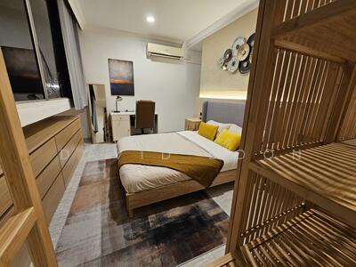 For Rent - Elizabeth Tower